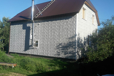 Монтаж ондулина, облицовка фасадными панелями в д. Кобона